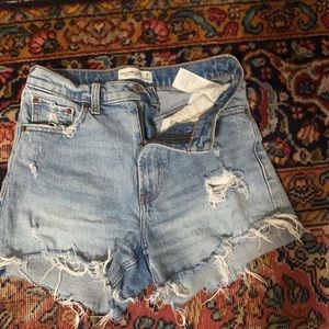 Abercrombie High Rise 4 inch Mom Shorts